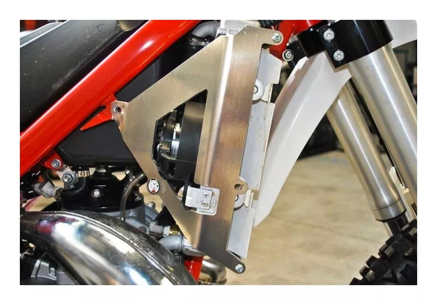 AXP Racing Radiator Braces Beta 300 Xtrainer 2016-2022