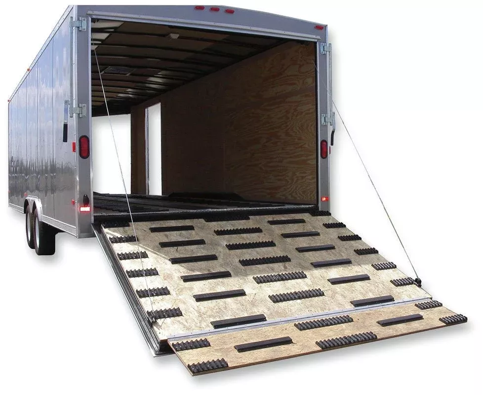 Caliber Grip Glide Enclosed Trailer Door Set 32PC (13351)