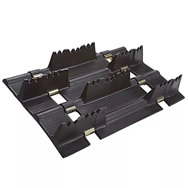 Camso Challenger Extreme Saw-Tooth Track (9103M)