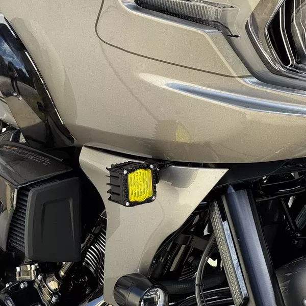 Custom Dynamics Front Turn Signals – Shark Demo – LED – Yellow