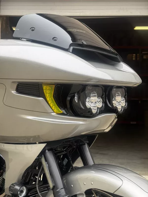 Custom Dynamics Shark Demon Turn Signal Vents – Yellow Lens