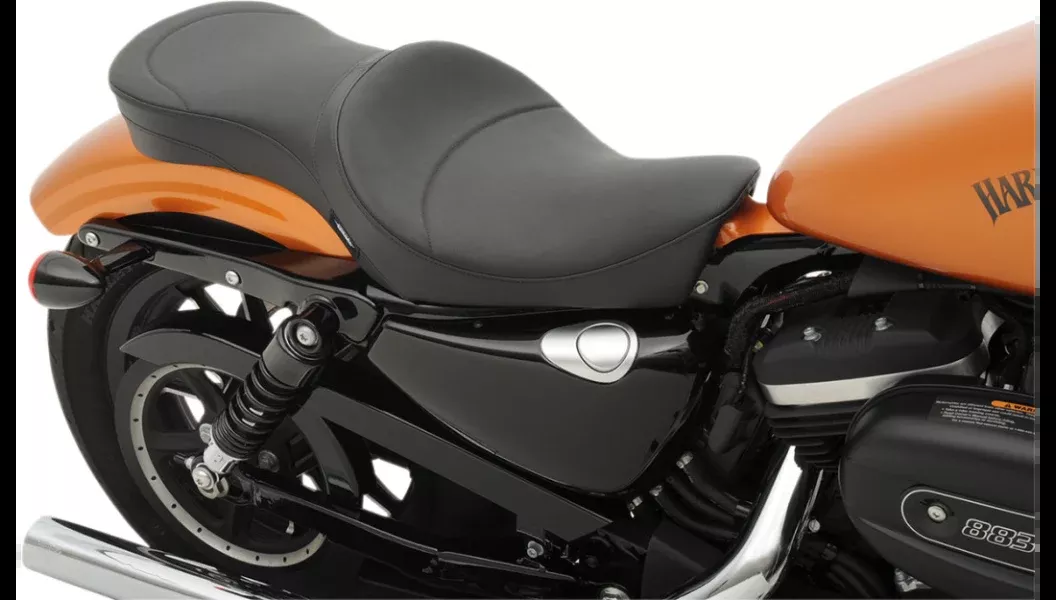 Drag Low-Profile Touring 2-Up Mild Stitch Black Seat 4 Harley 10-22XL Models