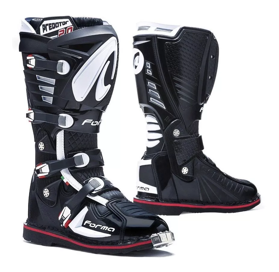Forma Predator 2.0 Boots