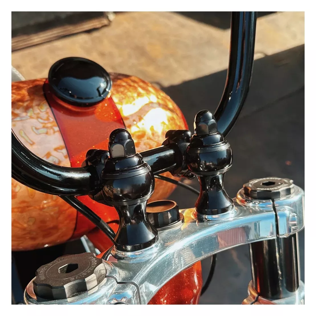 Indian Larry Motorcycles Throwback Risers For Harley