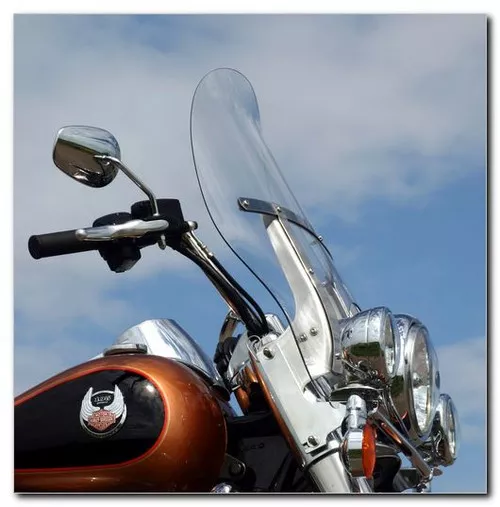 Klock Werks Flare Clear 20" Billboard Windshield (KWW-02-0218)