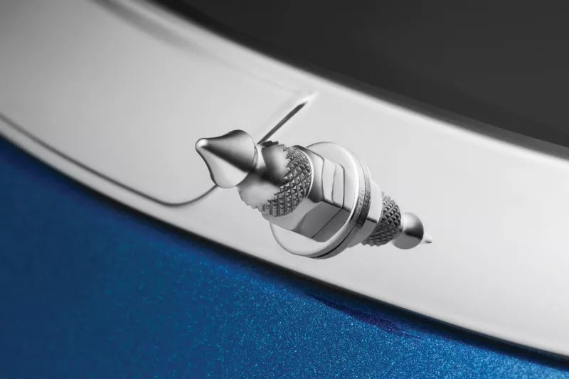 KUR Windshield Spikes