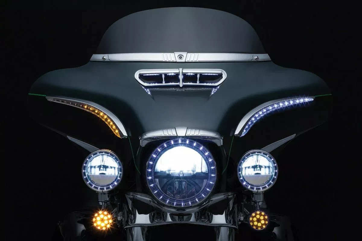 Kuryakyn 14-19 Flht Accent BAT Lashes RUN/Turn LED PN 7131