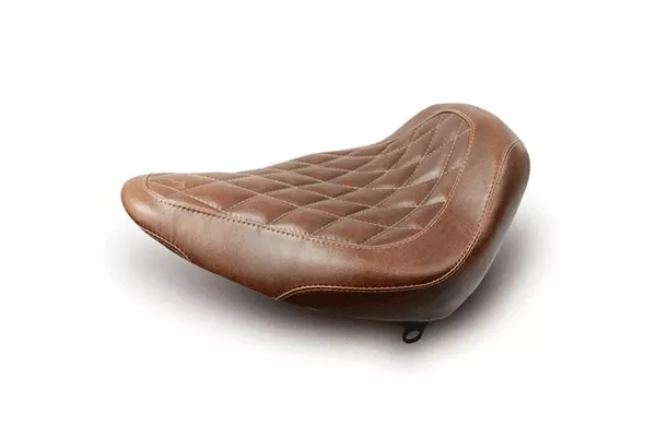 Mustang Wide Tripper Solo Seat -Distressed Brown w/Diamond Stitch for '00-06 Softailw/ 150mm Rear Tire