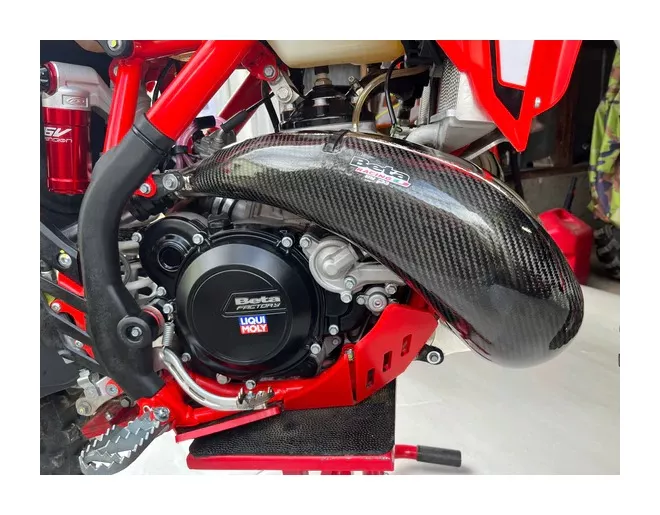 P3 Carbon Fiber MAXCoverage Pipe Guard Beta 250 / 300 Xtrainer 2023-2026