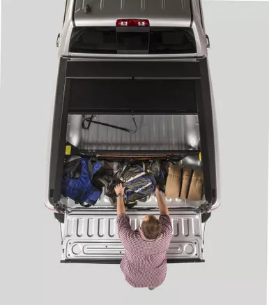 Roll-N-Lock LG881M Tonneau Cover