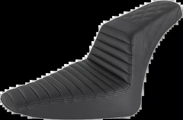 Saddlemen Step-Up Tuck n Roll Gel Seat 2011-2017 Harley Softail Blackline Slim