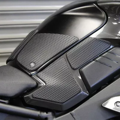 Techspec Yamaha FZ-10 / MT-10 17-21 Tank Grip