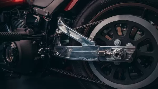 Trask Swing Arm – Assault