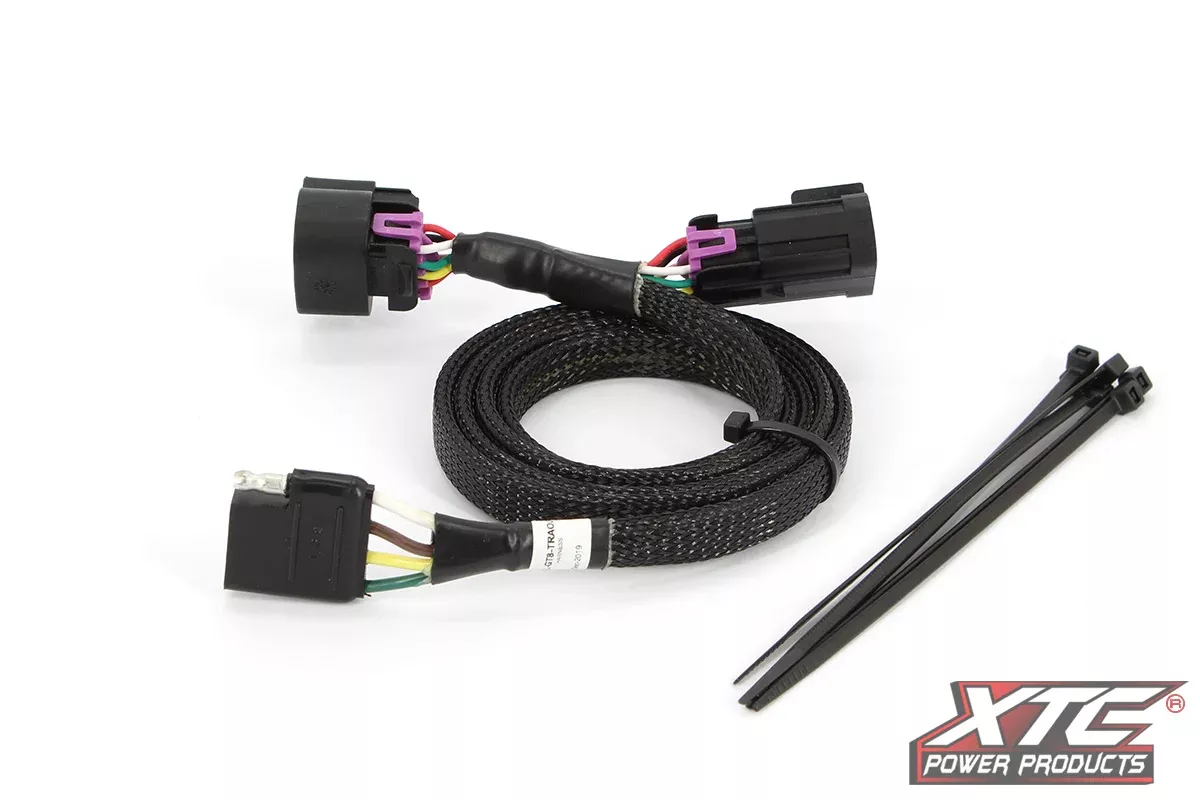 XTC POWER PRODUCTS Plug N Play Power Out 4 Pin Flat Pol-630-0219